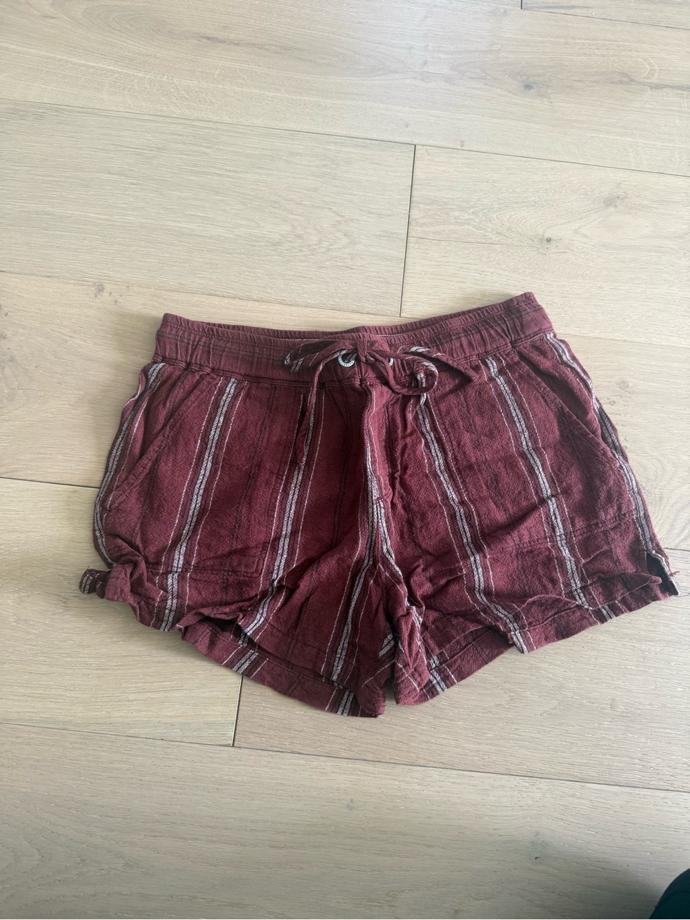 Sanctuary Linen Striped Tie Shorts - Small